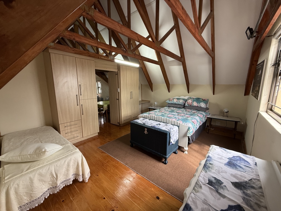 4 Bedroom Property for Sale in Vakansieplaas Western Cape